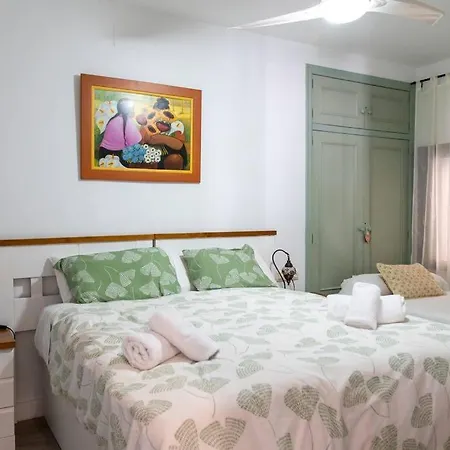Mezquita Con Parking Gratuito Apartment